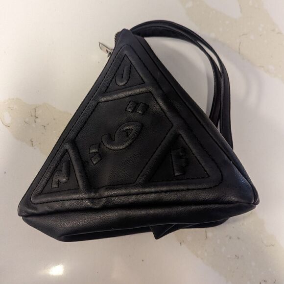 UNIF RARE Pyramid Clutch - Picture 8 of 12